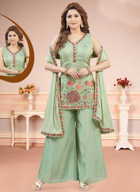 Salwar Suit Embroidered Green Silk T5848