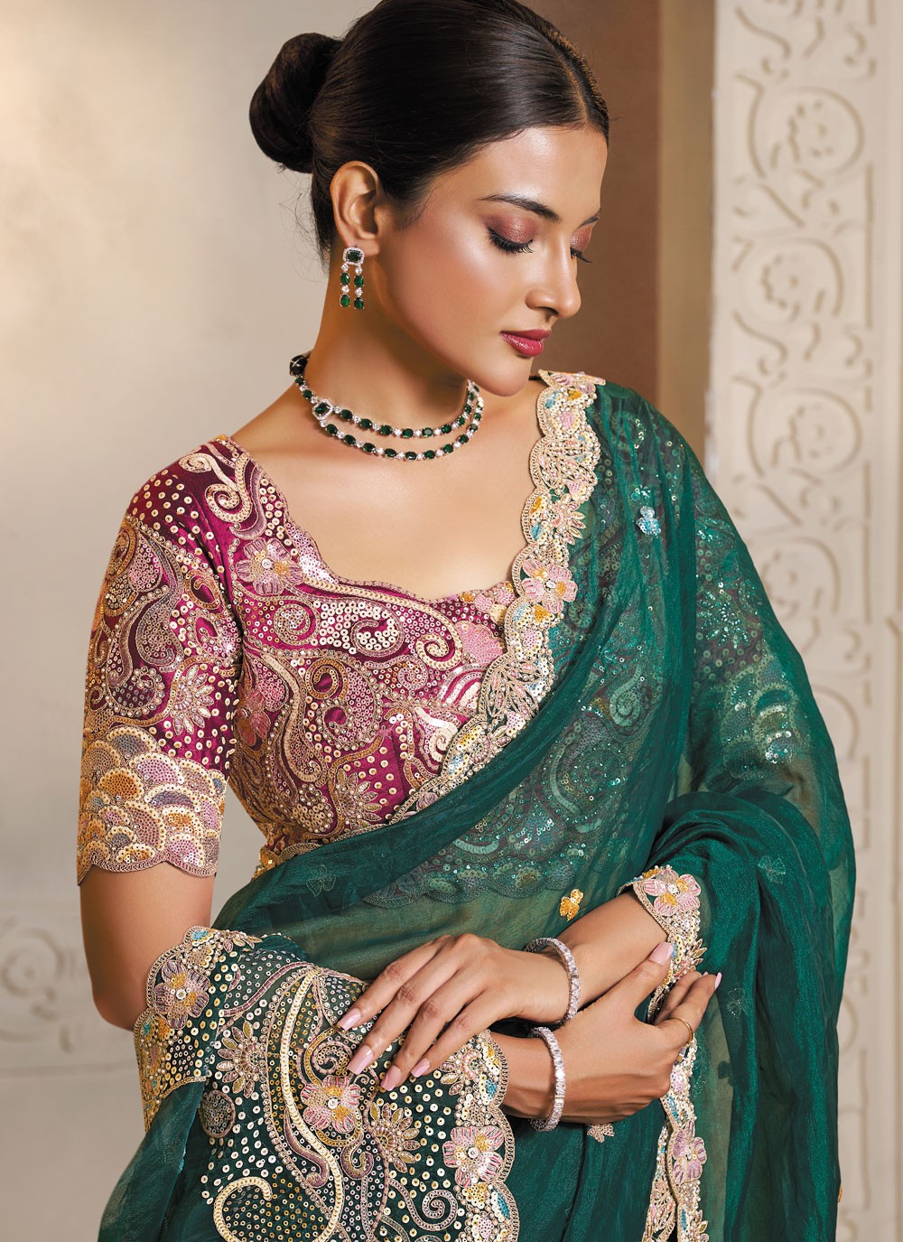 Green Organza Trendy Saree Embroidered, Thread S20453