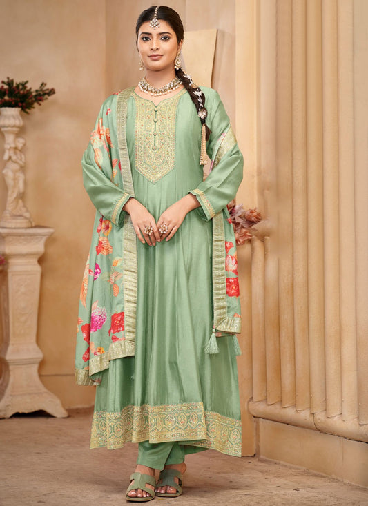 Embroidered Vichitra Silk Green Salwar Suit T5964