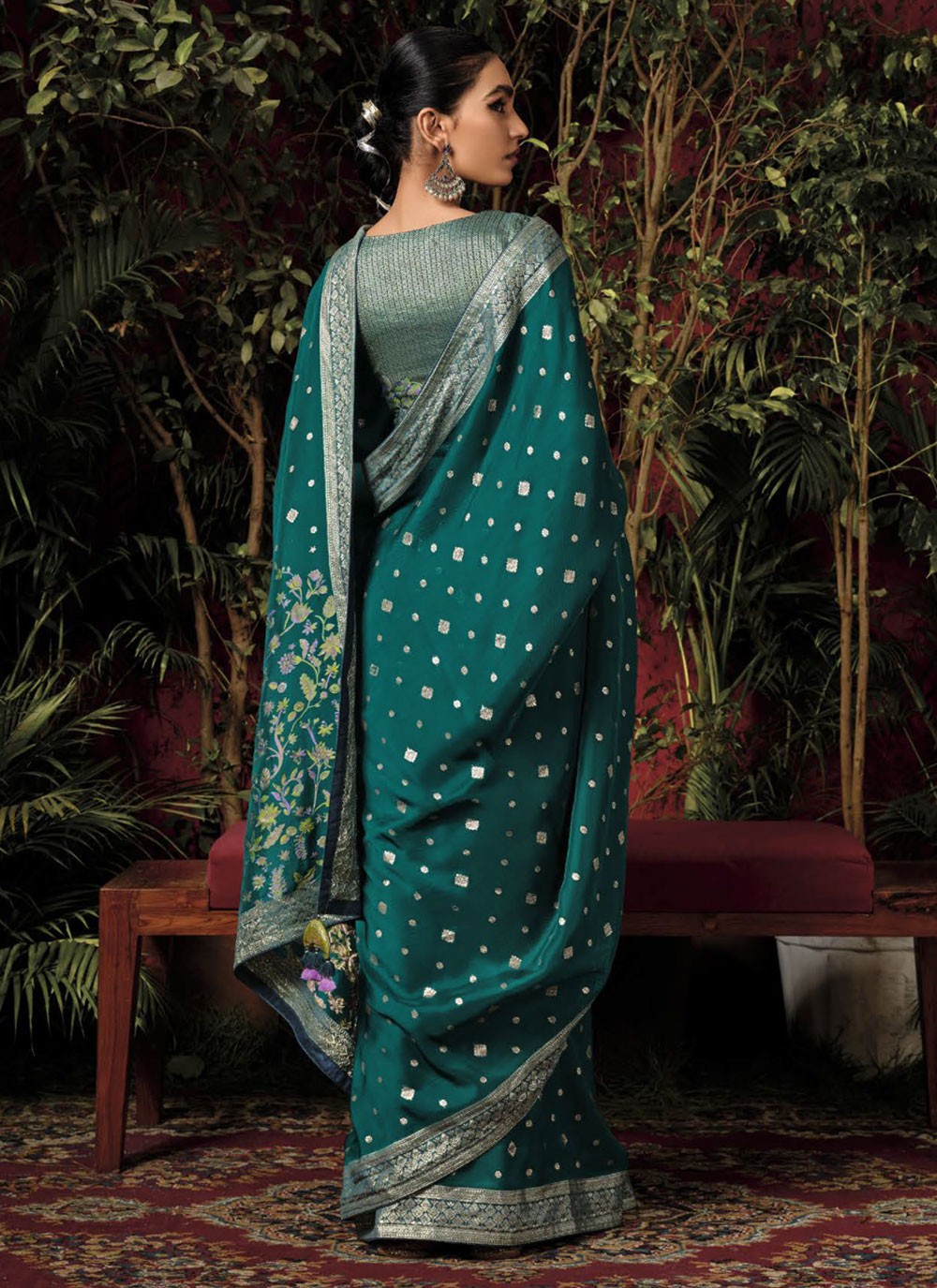 Classic Weaving Zari Silk, Viscose Saree - S4970