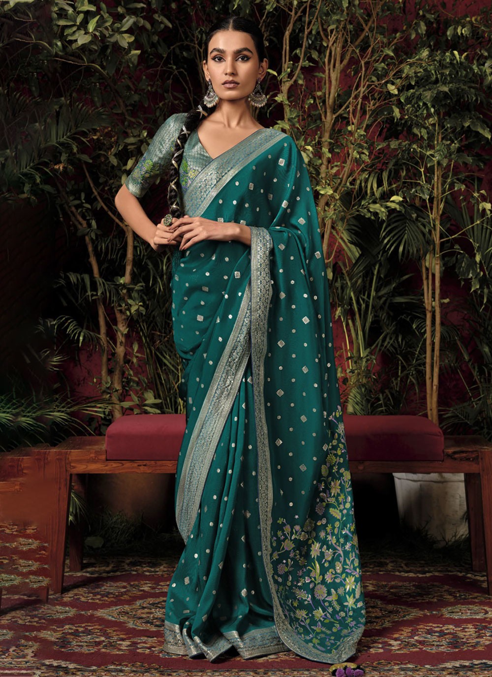 Classic Weaving Zari Silk, Viscose Saree - S4970