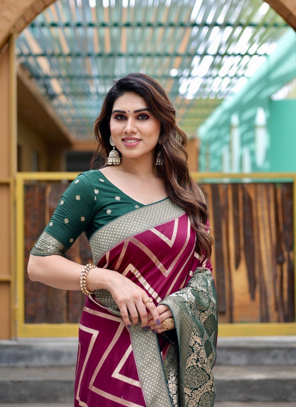 Classic Weaving Zari Silk Saree - S4984