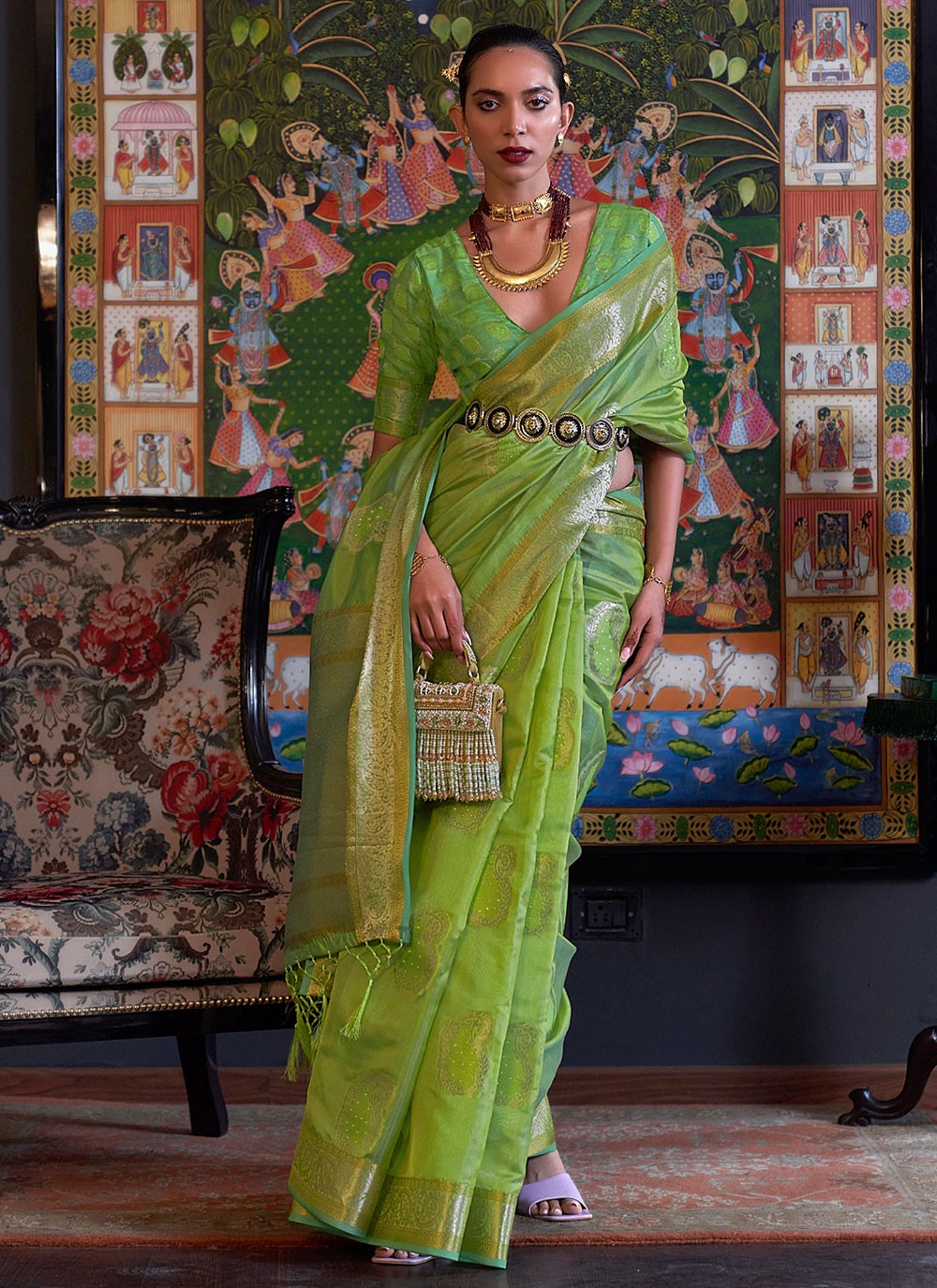Classic Weaving Zari Organza Saree - S2636