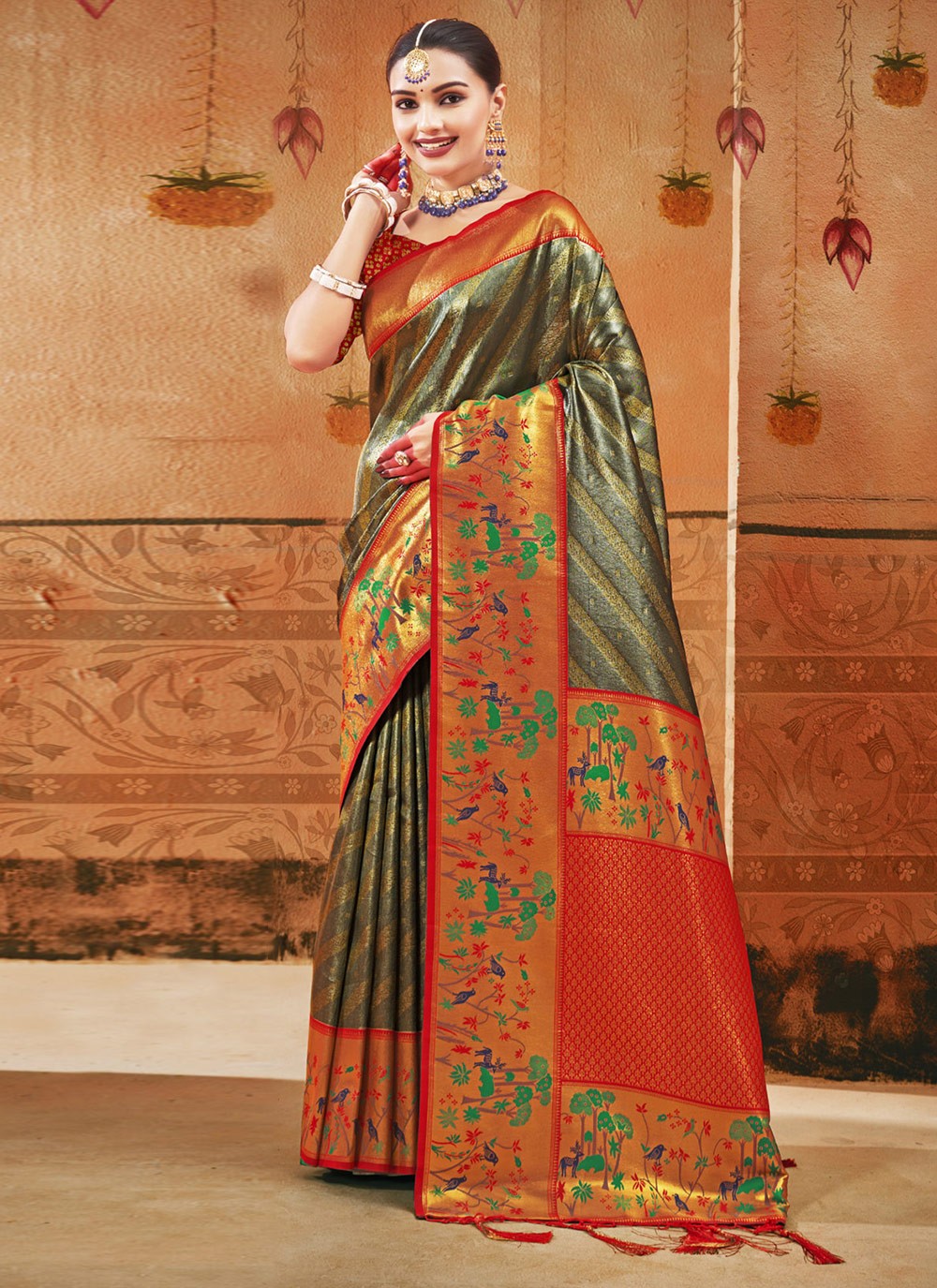 Traditional Weaving Zari Silk Saree - S4574