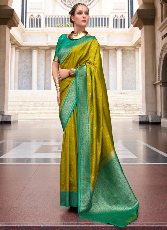 Weaving Zari Silk Green Saree S14428