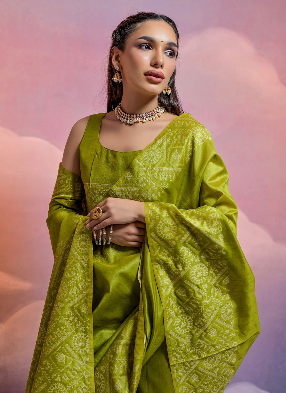 Classic Woven Handloom Silk Saree - S5715