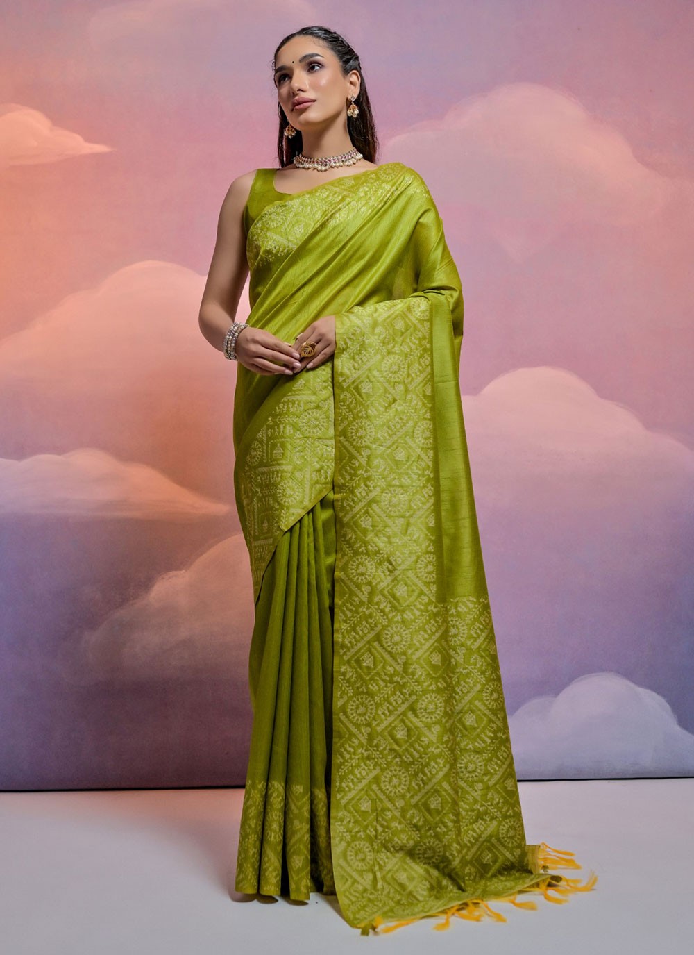 Classic Woven Handloom Silk Saree - S5715
