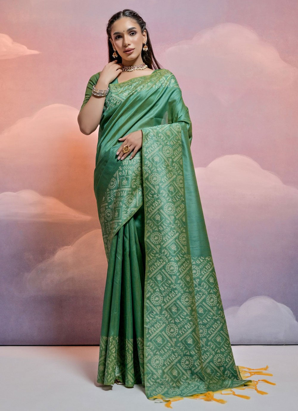 Classic Woven Handloom Silk Saree - S5715