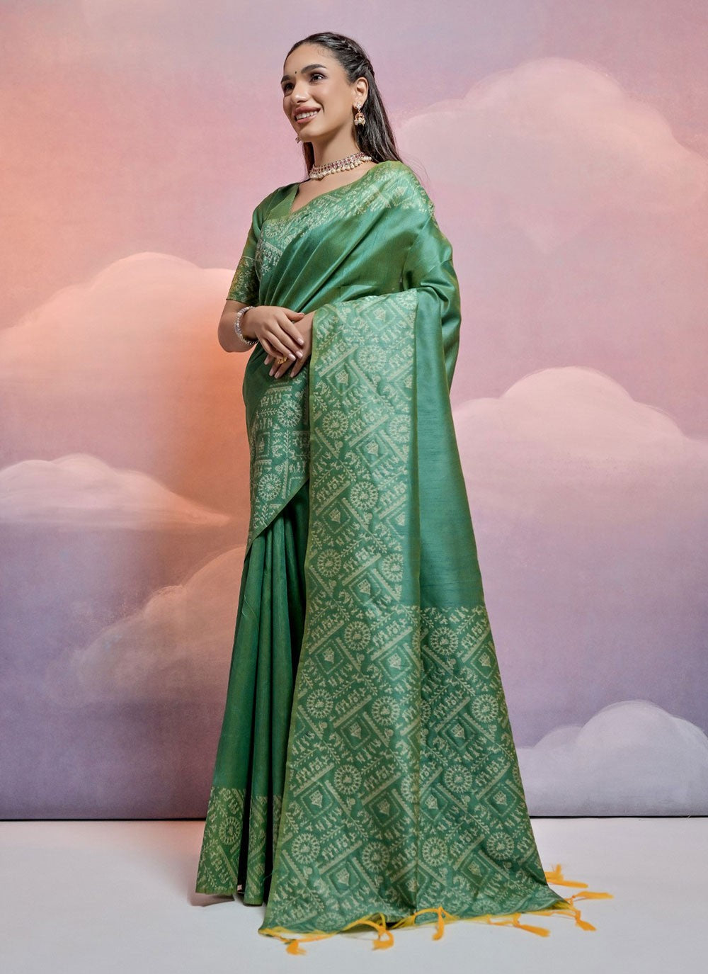 Classic Woven Handloom Silk Saree - S5715