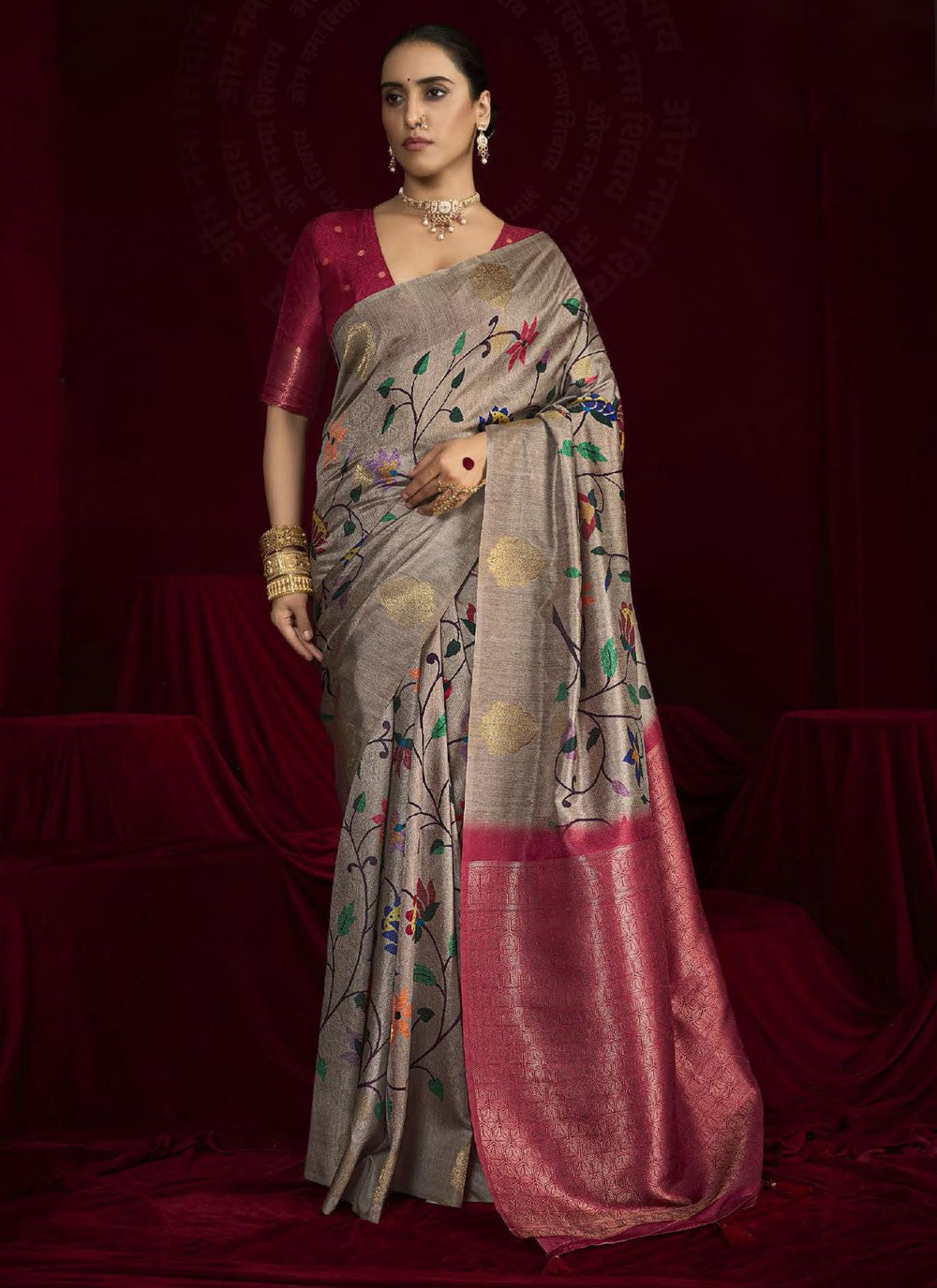 Grey Silk Classic Saree Woven, Zari S16168