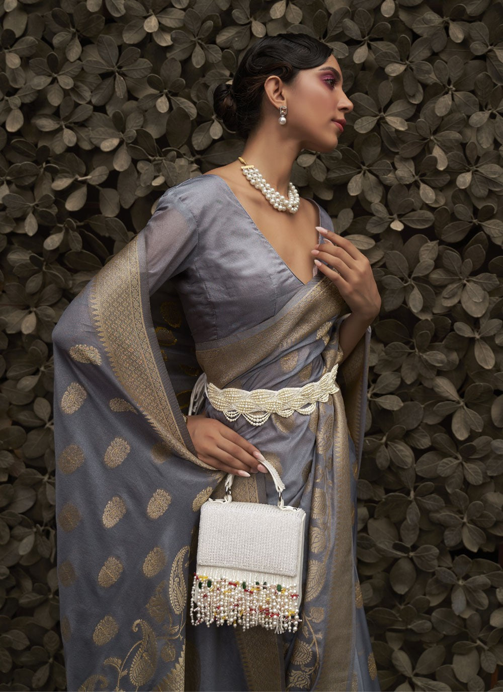 Trendy Weaving Zari Chinon Saree - S4404