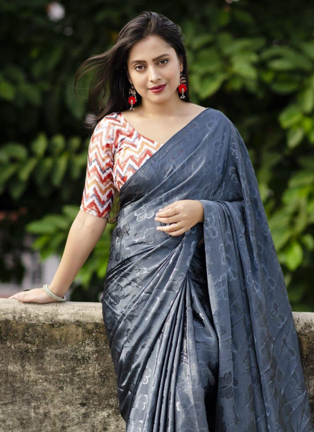 Trendy Woven Jute Silk Saree - S5779