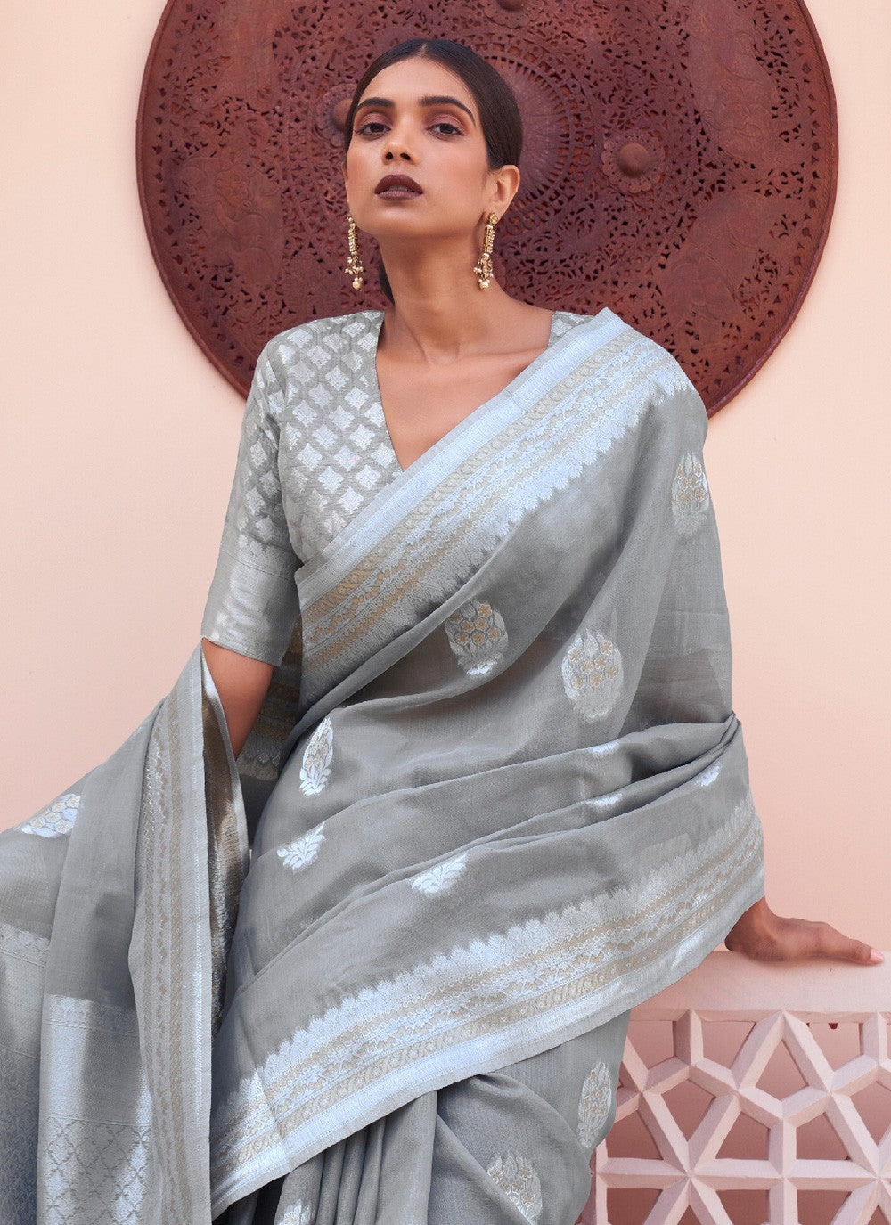 Trendy Weaving Zari Linen Saree - S3501