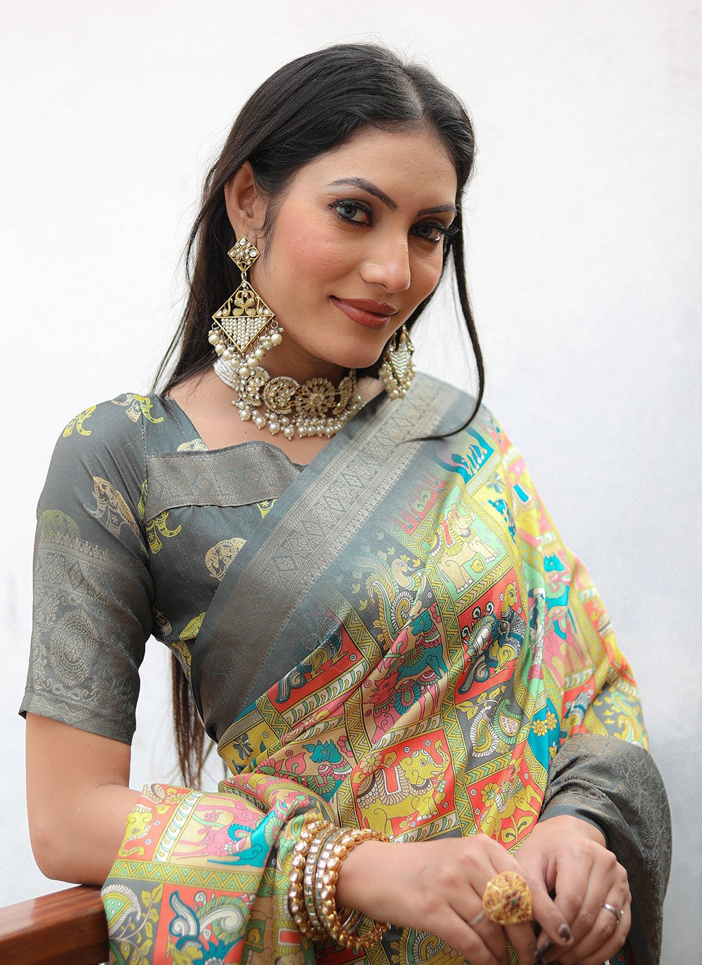 Classic Border Work Silk Saree - S8974