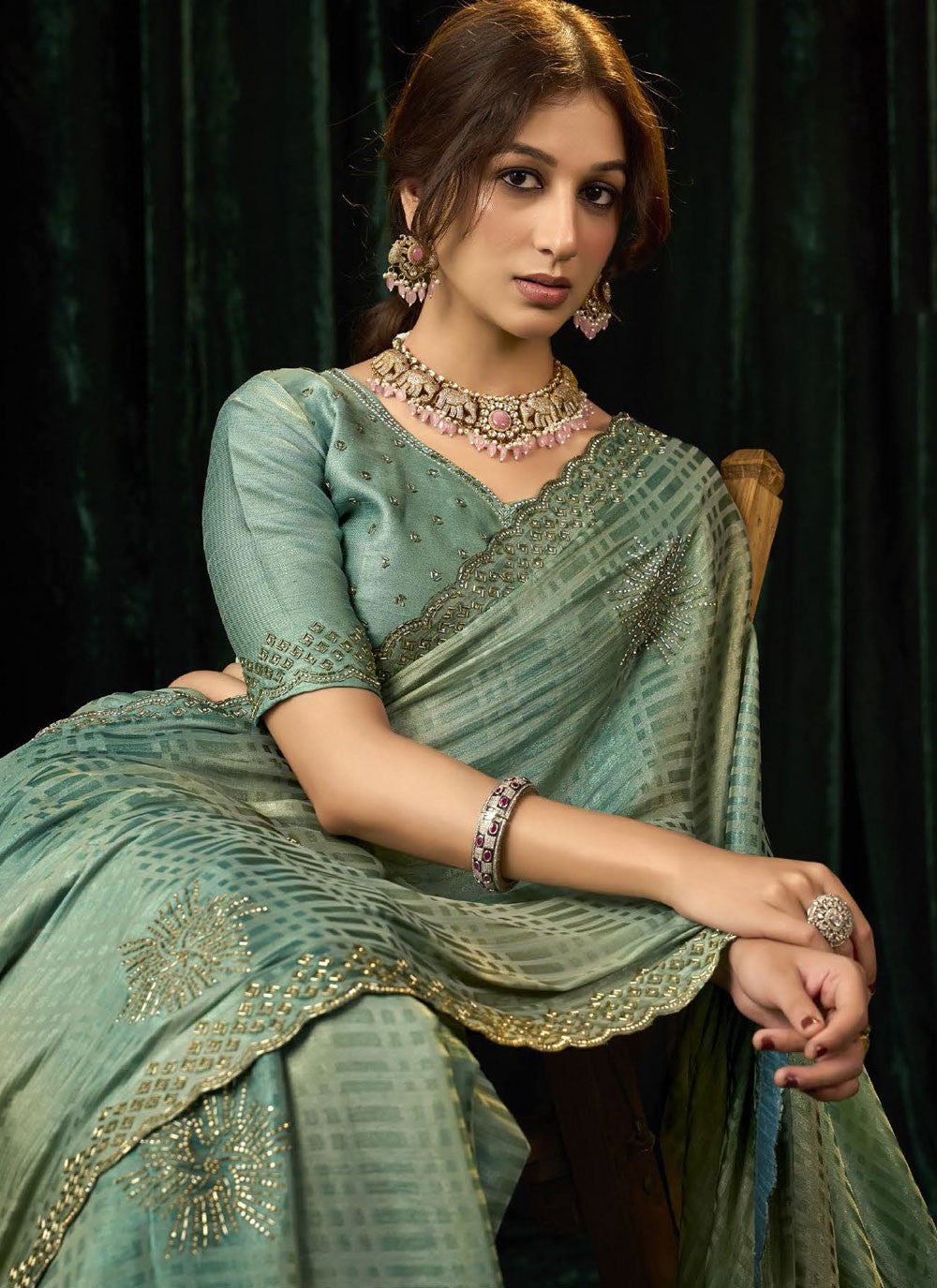 Grey Silk Contemporary Saree Beads, Border Work, Thread S19290