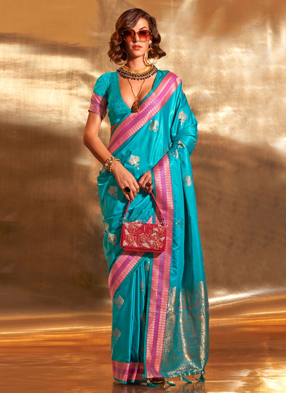 Trendy Weaving Zari Handloom Silk Saree - S5483