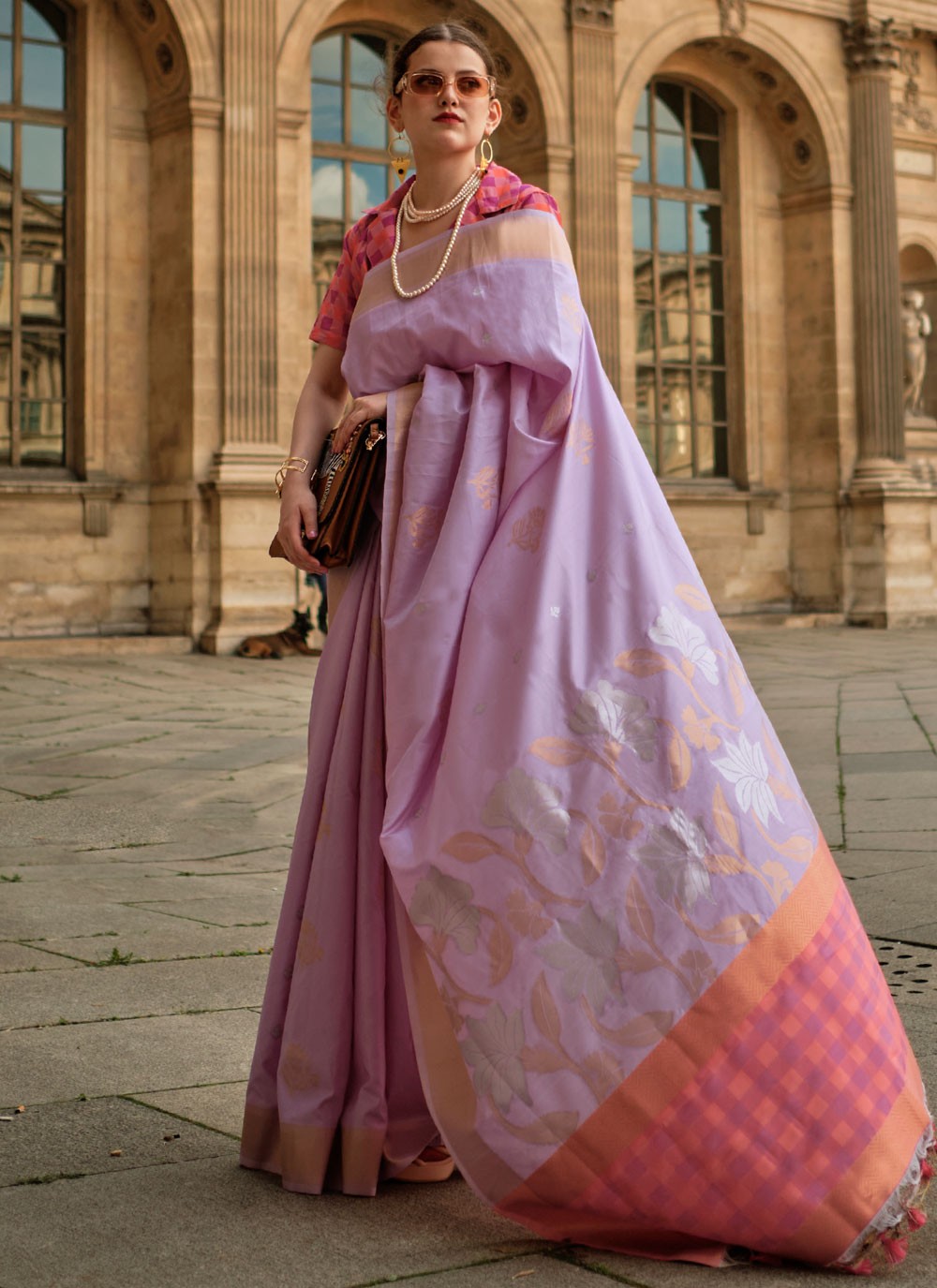 Classic Weaving Zari Handloom Silk Saree - S4290