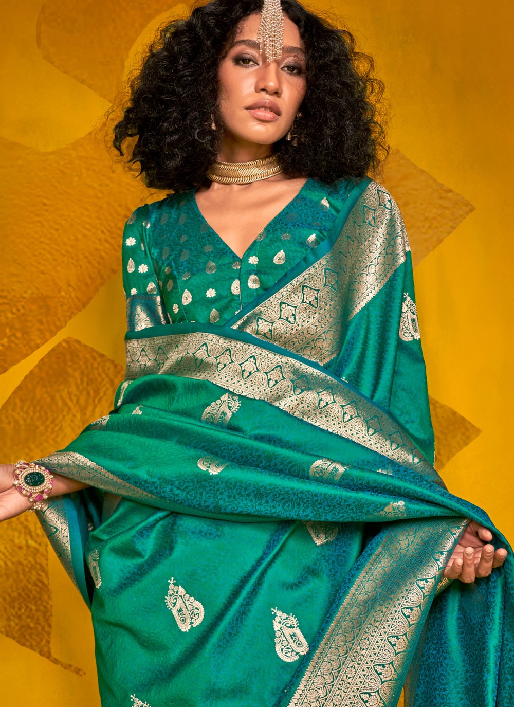 Designer Weaving Zari Teal Handloom Silk Saree S13179
