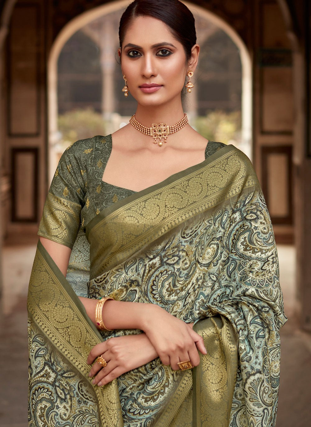 Green Handloom Silk Classic Saree Border Work, Paisley Printed, Zari S15747