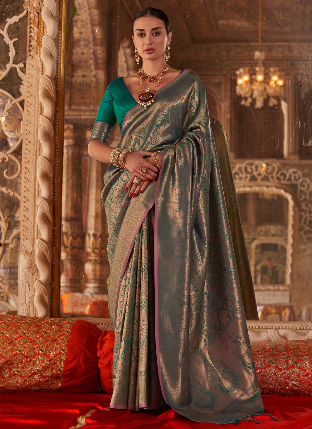 Green Handloom Silk Contemporary Saree Weaving Zari, Zari S16884