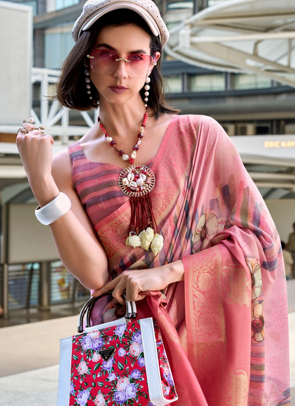 Trendy Saree Jacquard Work Pink Handloom Silk S12667