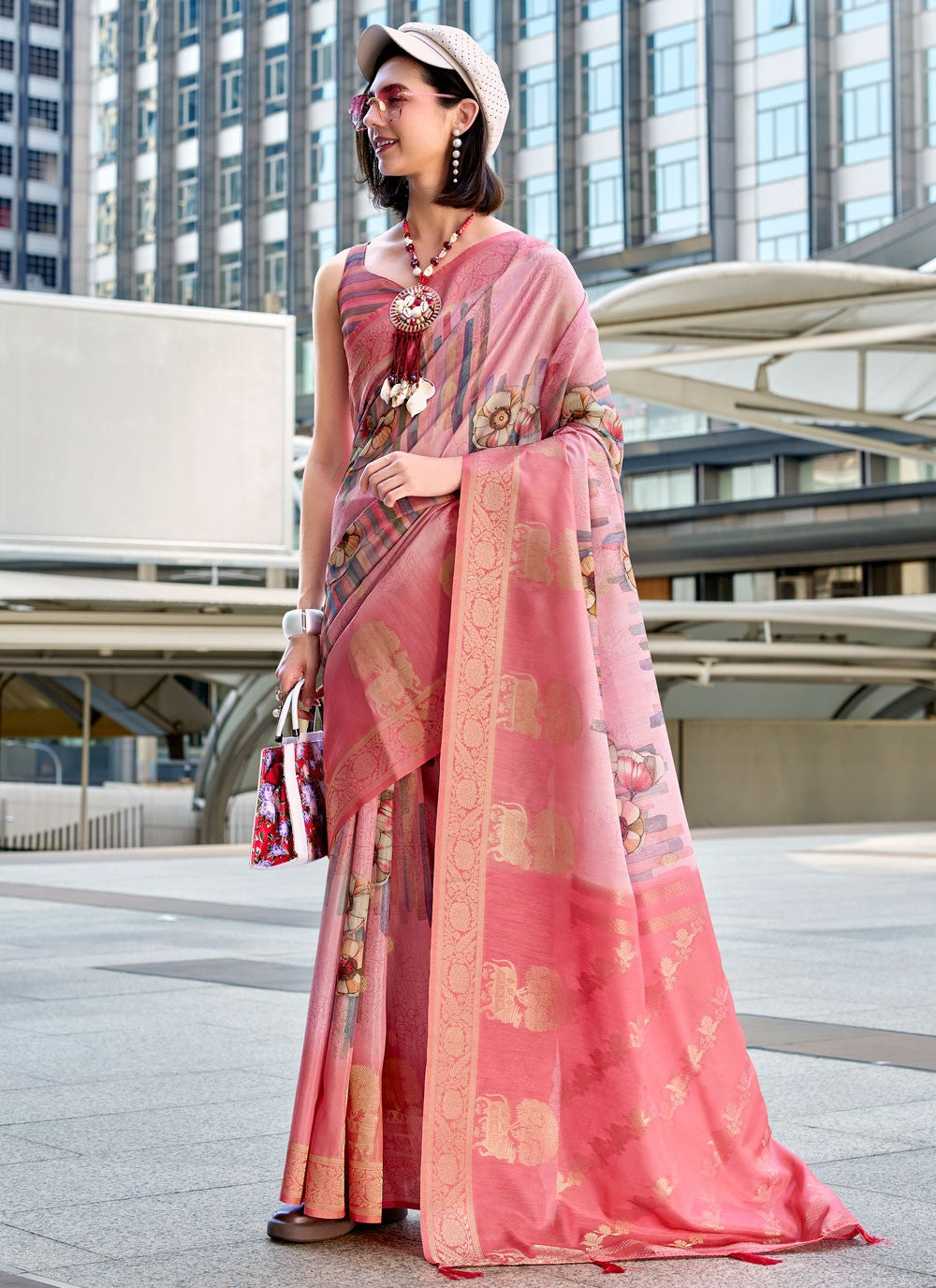 Trendy Saree Jacquard Work Pink Handloom Silk Saree S12667