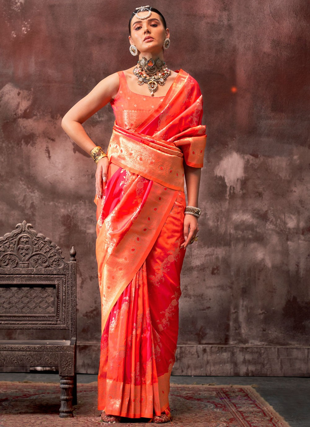 Designer Weaving Zari Handloom Silk Saree - S7637