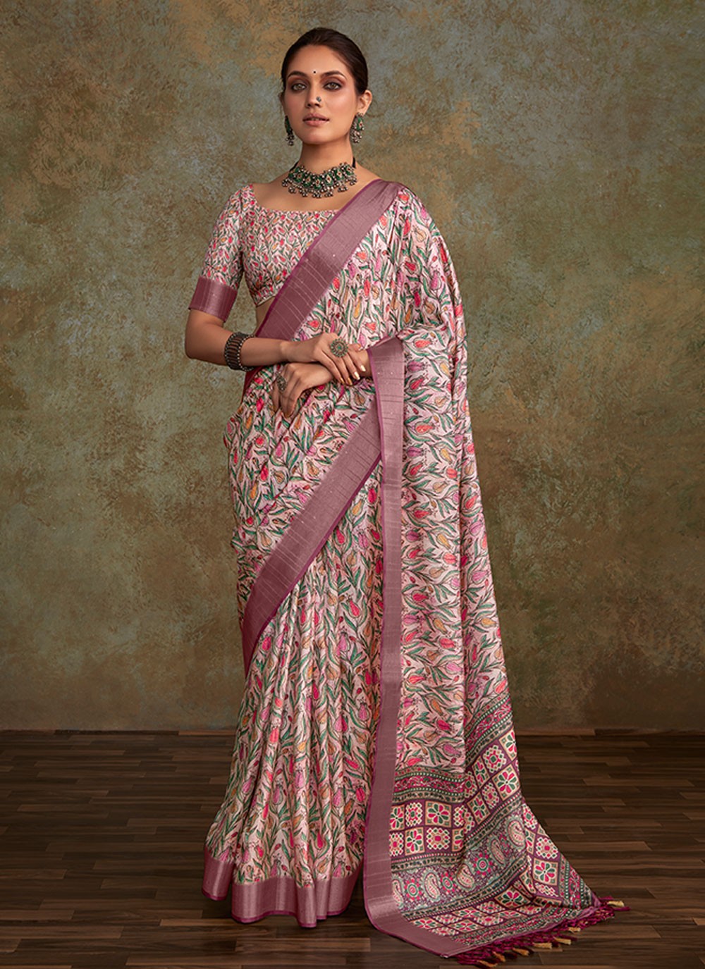 Classic Printed Handloom Silk Saree - S6674