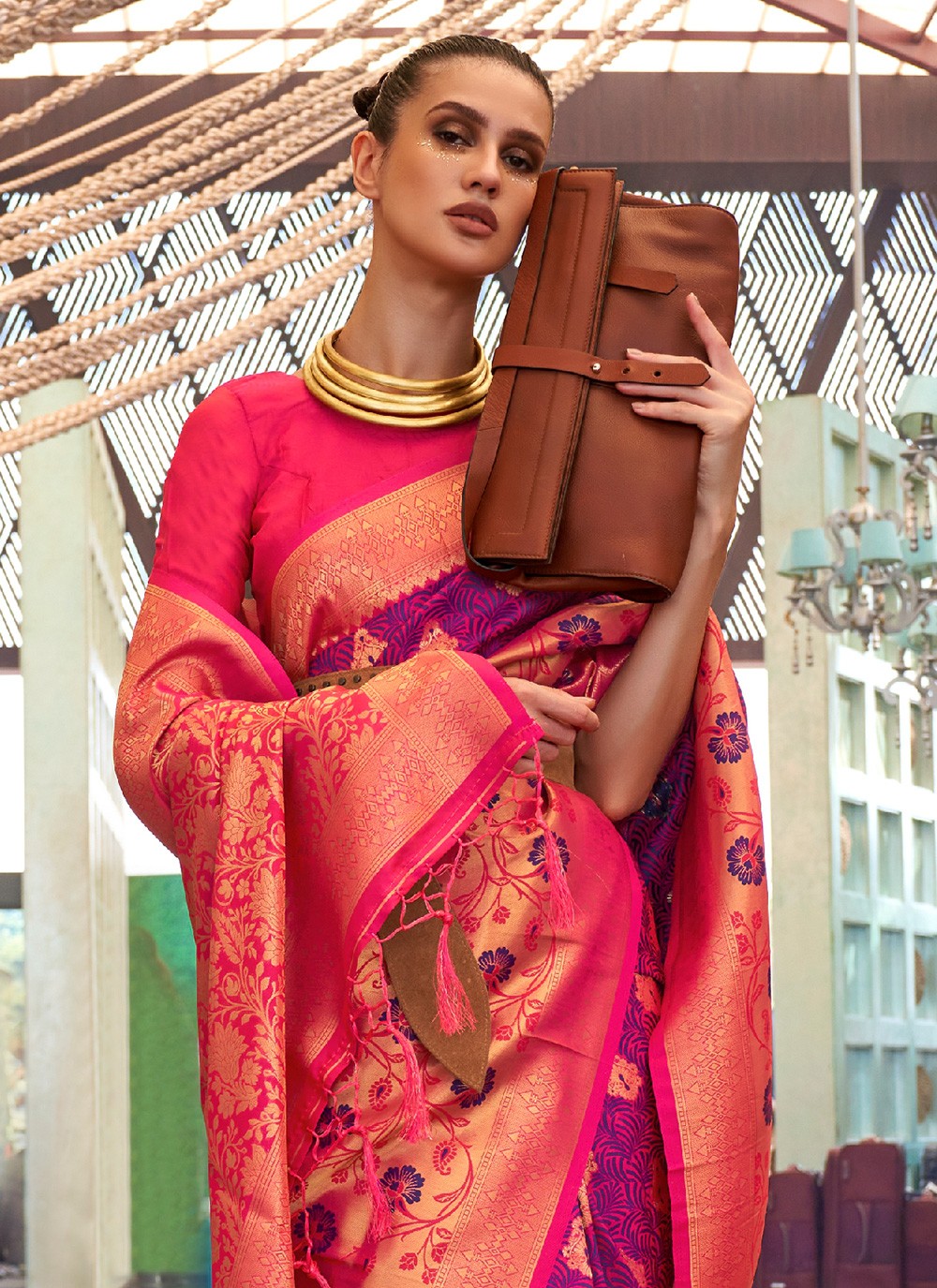 Traditional Weaving Zari Handloom Silk Saree - S3290