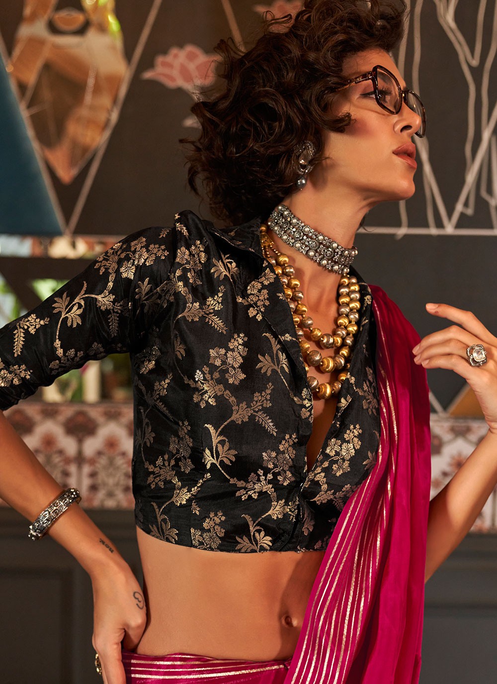 Classic Weaving Zari Handloom Silk, Viscose Saree - S7216