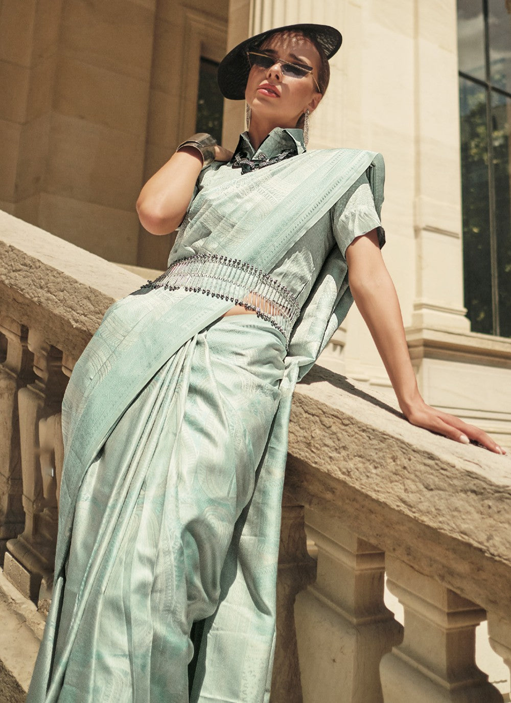Classic Weaving Zari Handloom Silk Saree - S3657
