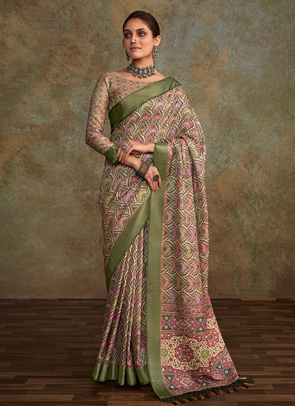 Classic Printed Handloom Silk Saree - S6674