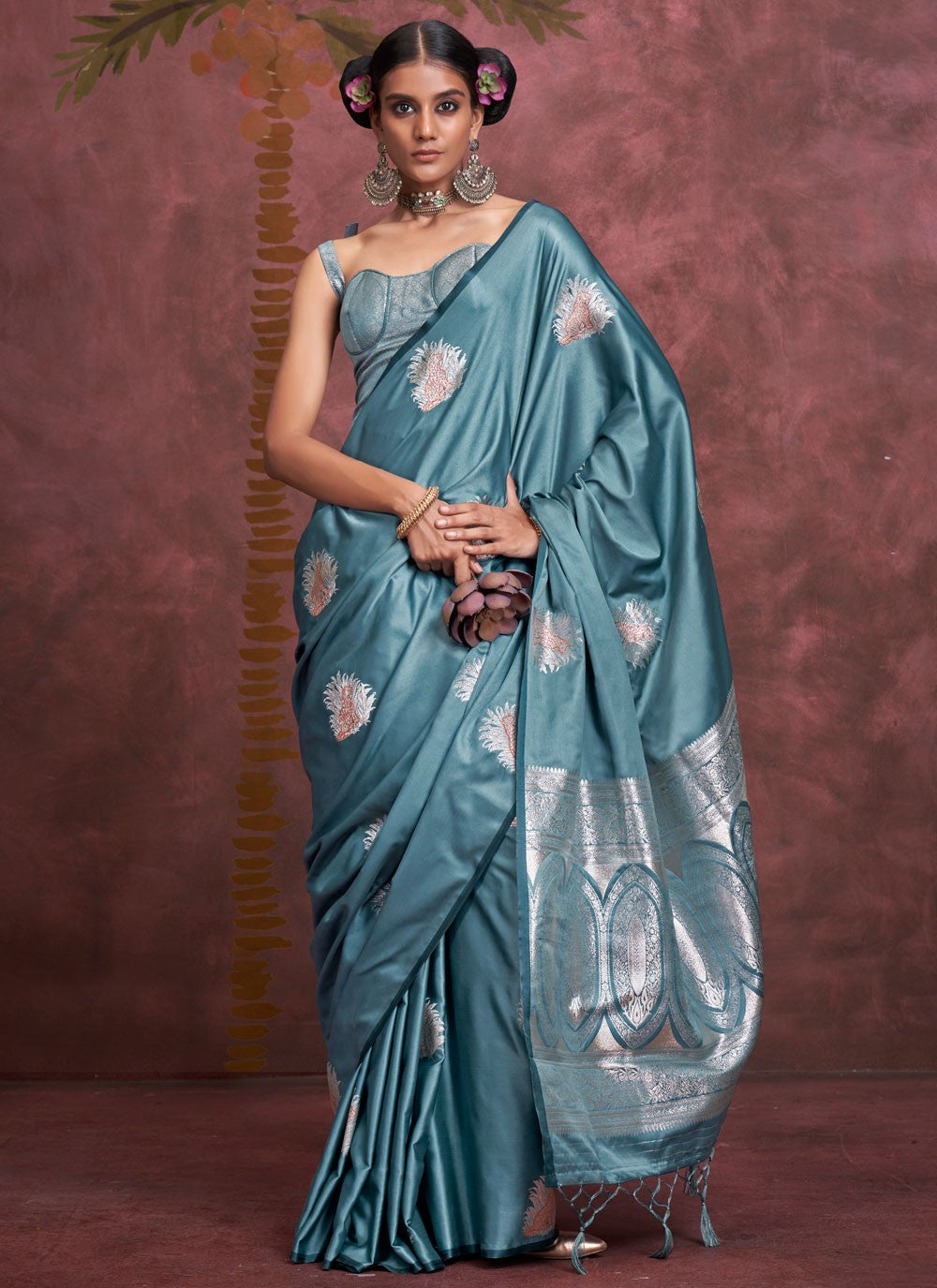 Contemporary Banarasi Jari Blue Handloom Silk Saree S13289