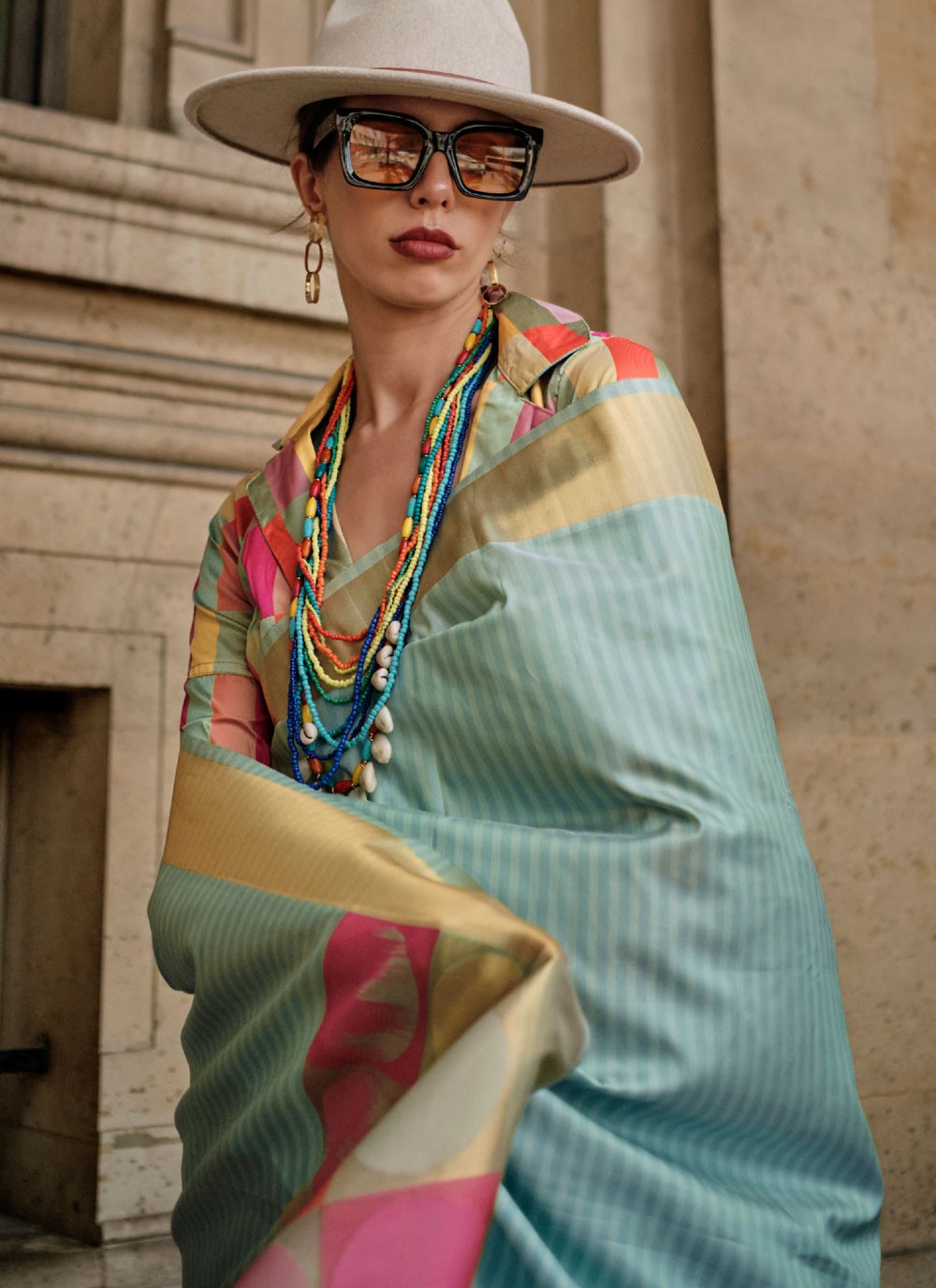 Classic Weaving Zari Handloom Silk Saree - S4290