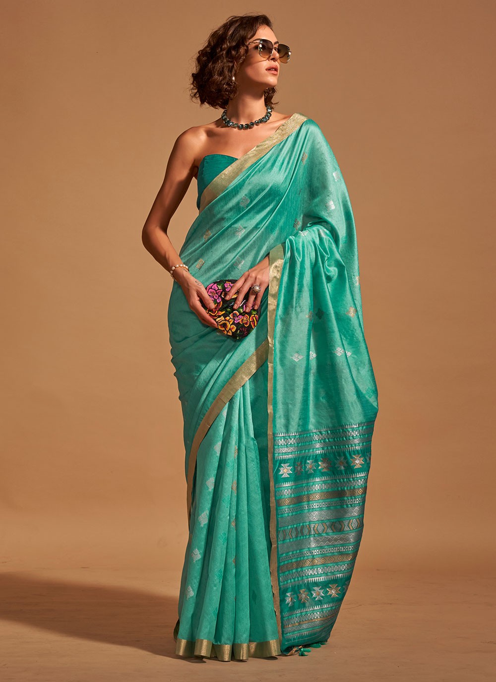 Contemporary Weaving Zari Handloom Silk Saree - S4958