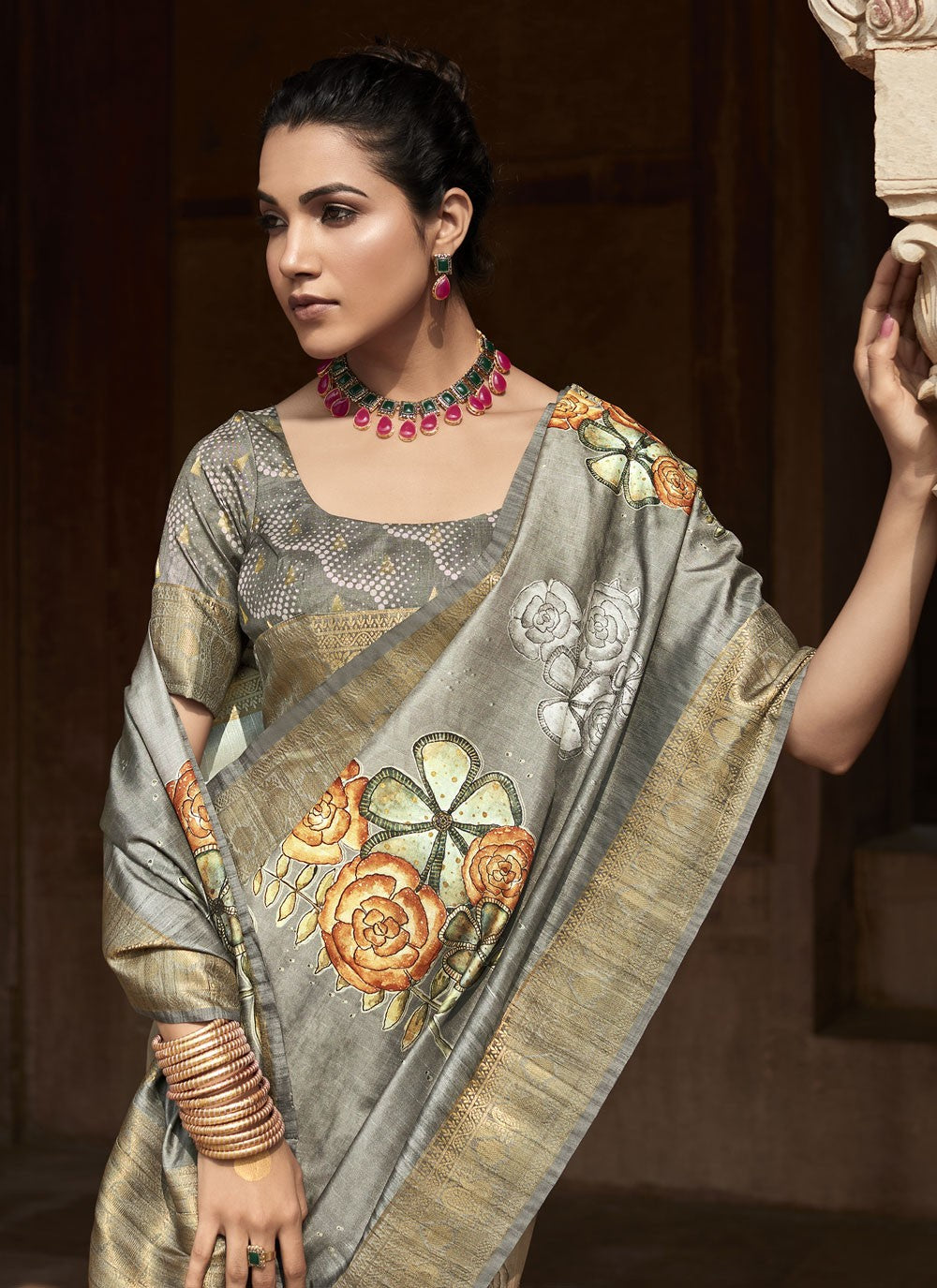 Classic Woven Handloom Silk Saree - S4503
