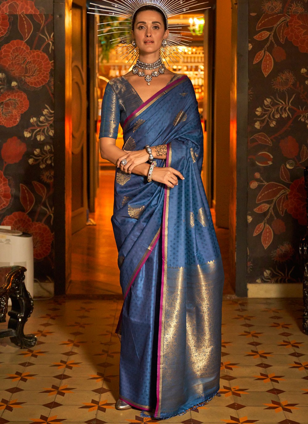 Classic Woven Handloom Silk Saree - S9191