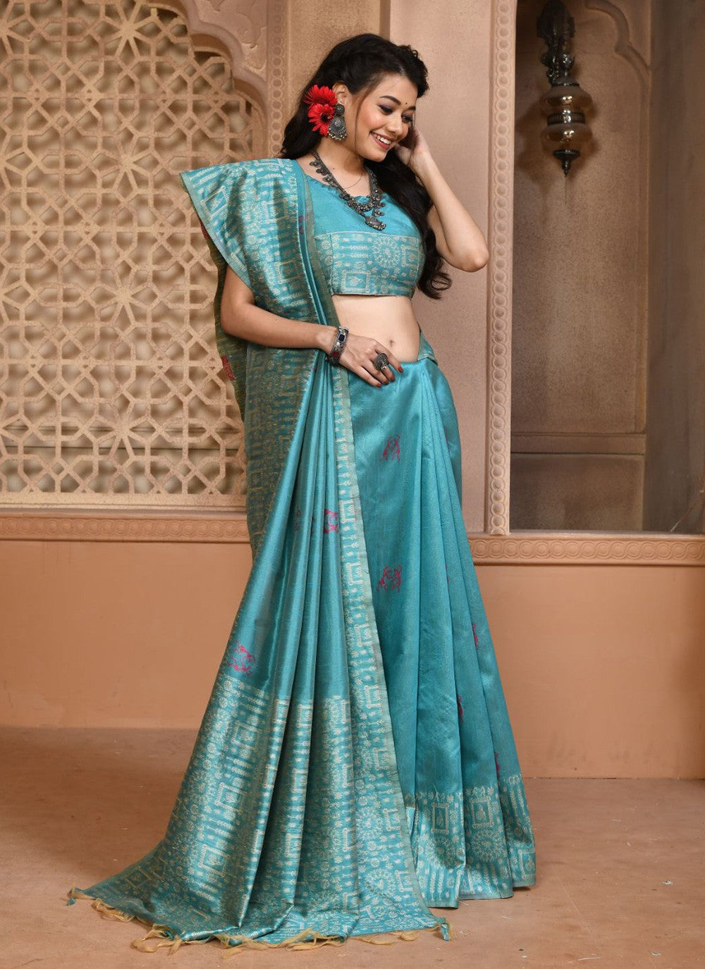 Trendy Woven Handloom Silk Saree - S2906