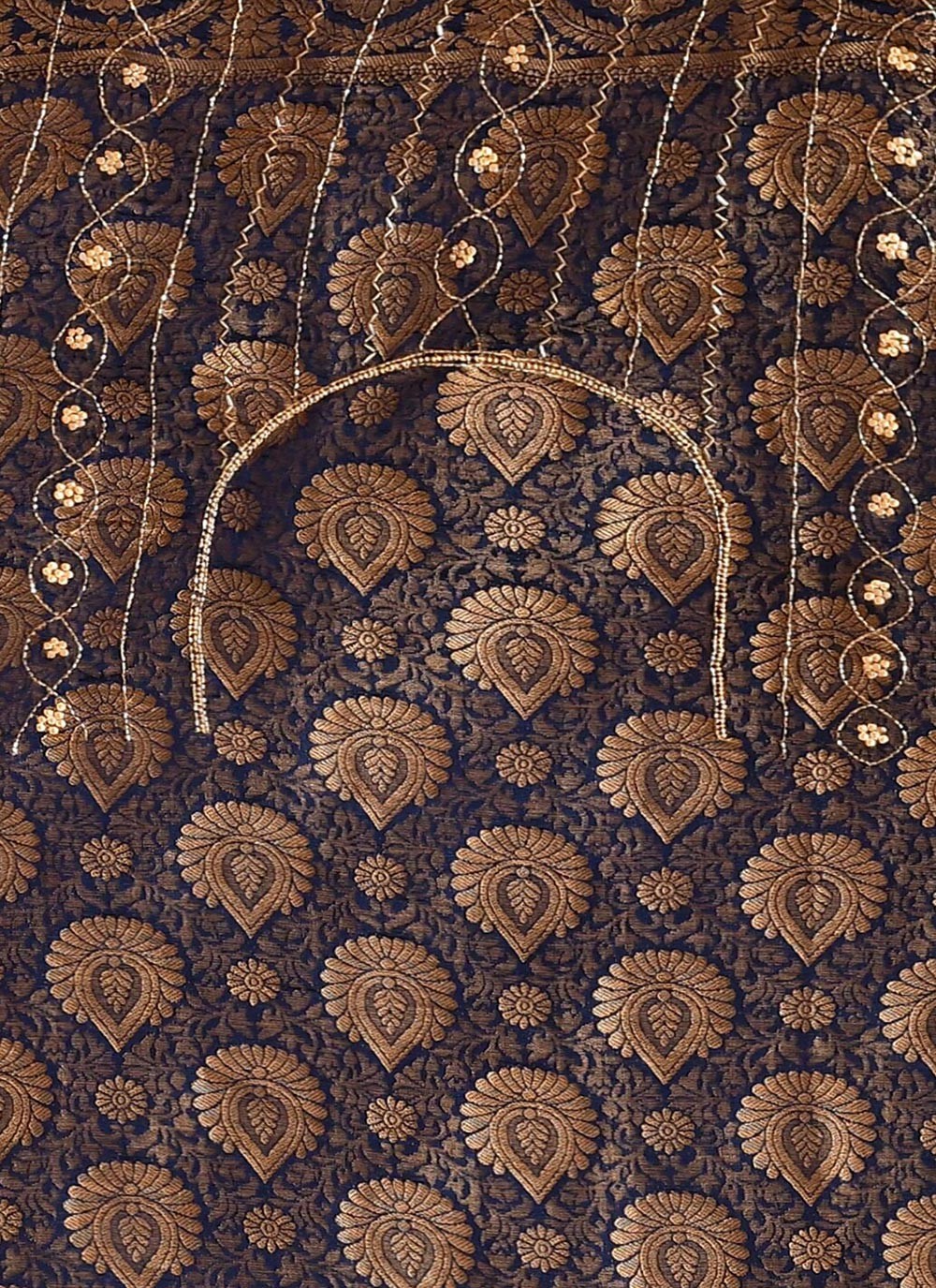 Hand Embroidery Kanjivaram Silk Pink Saree S14265