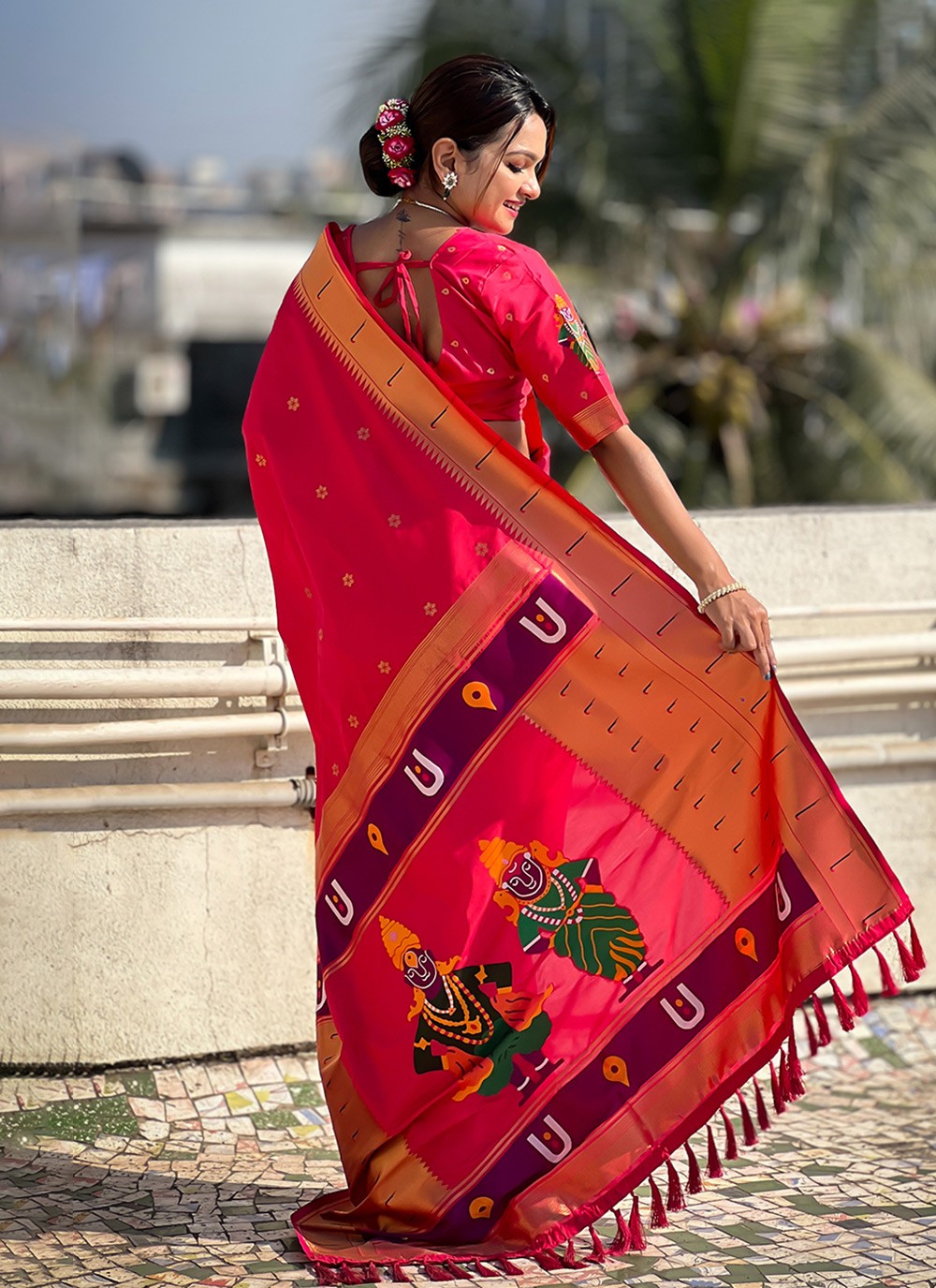 Classic Saree Woven Hot Pink Silk Saree S12615