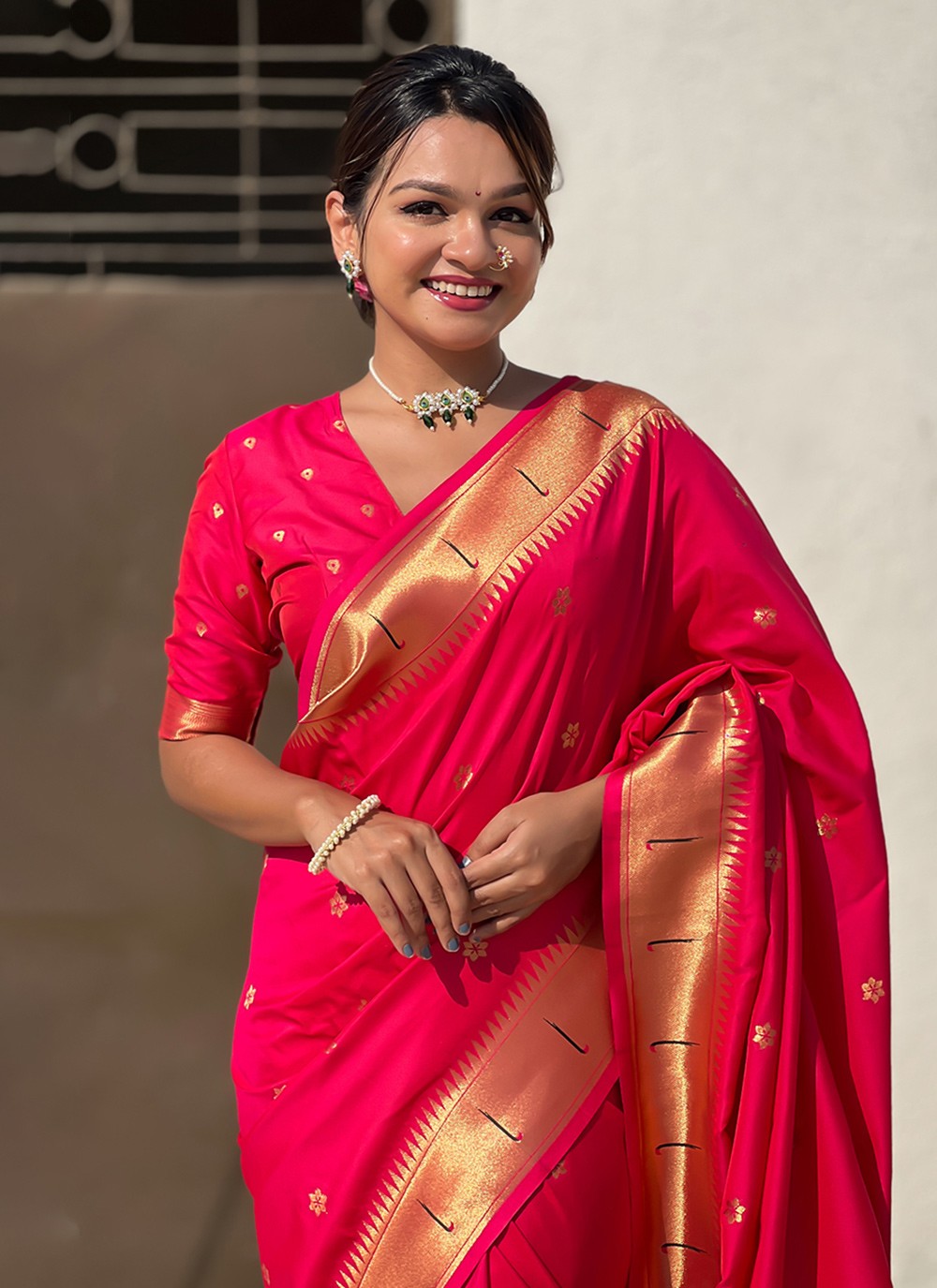 Classic Saree Woven Hot Pink Silk Saree S12615