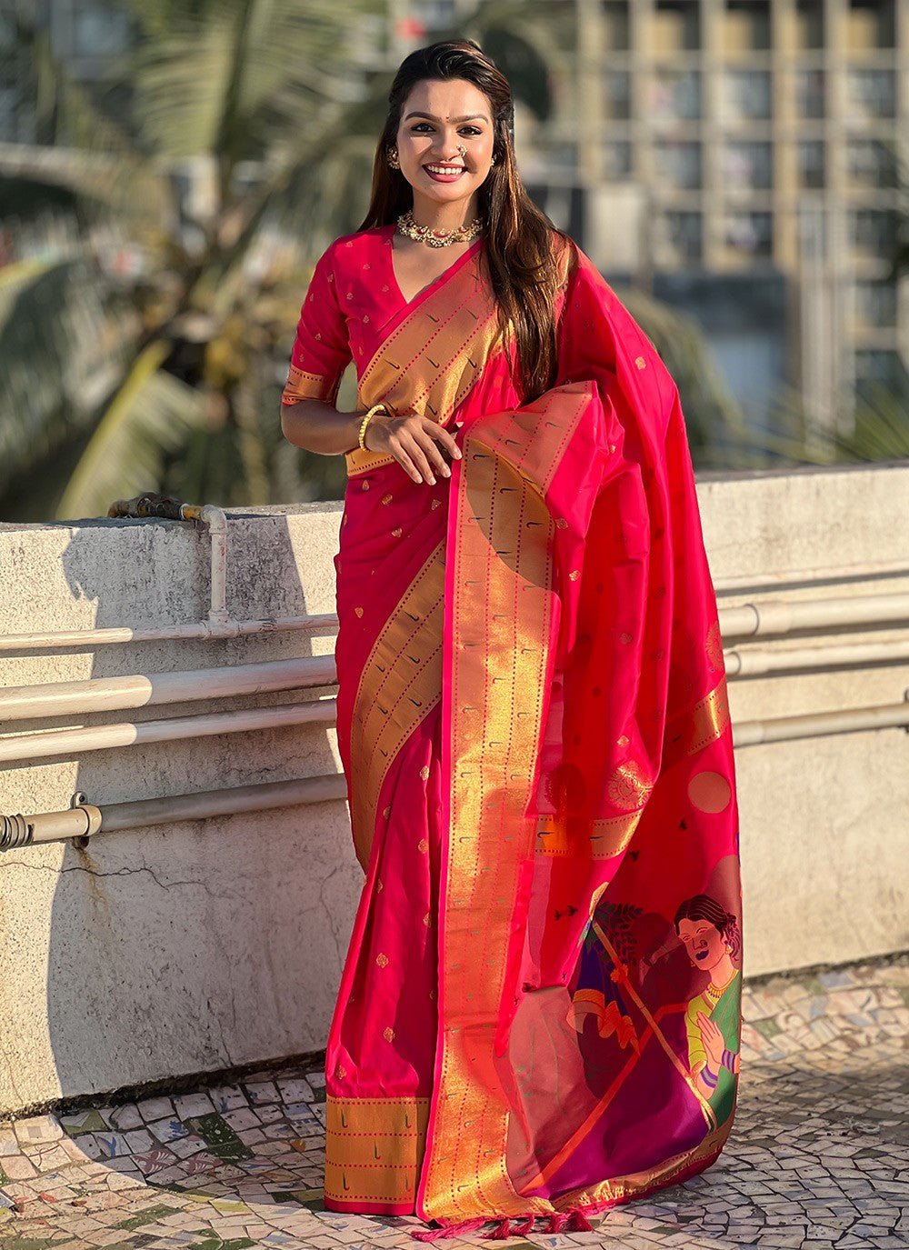 Trendy Saree Weaving Zari Hot Pink Silk Saree S13559