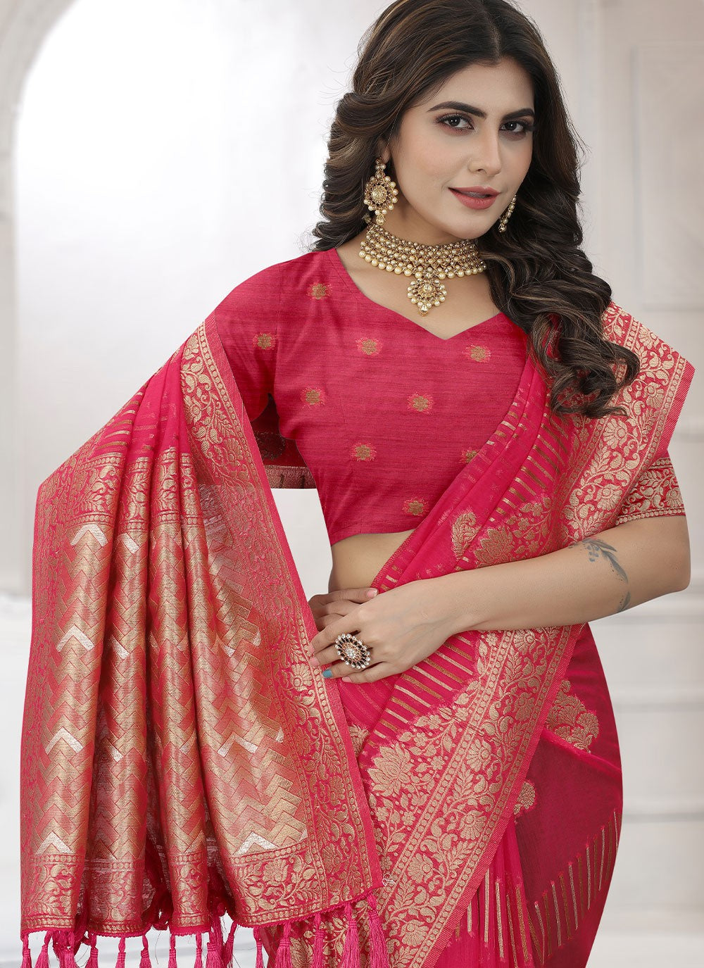 Saree Buttis Organza, Viscose Saree - S2479