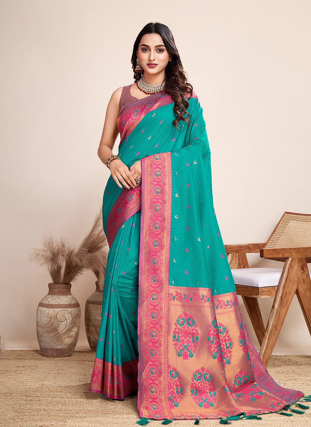 Woven Jacquard Silk Saree - S12314