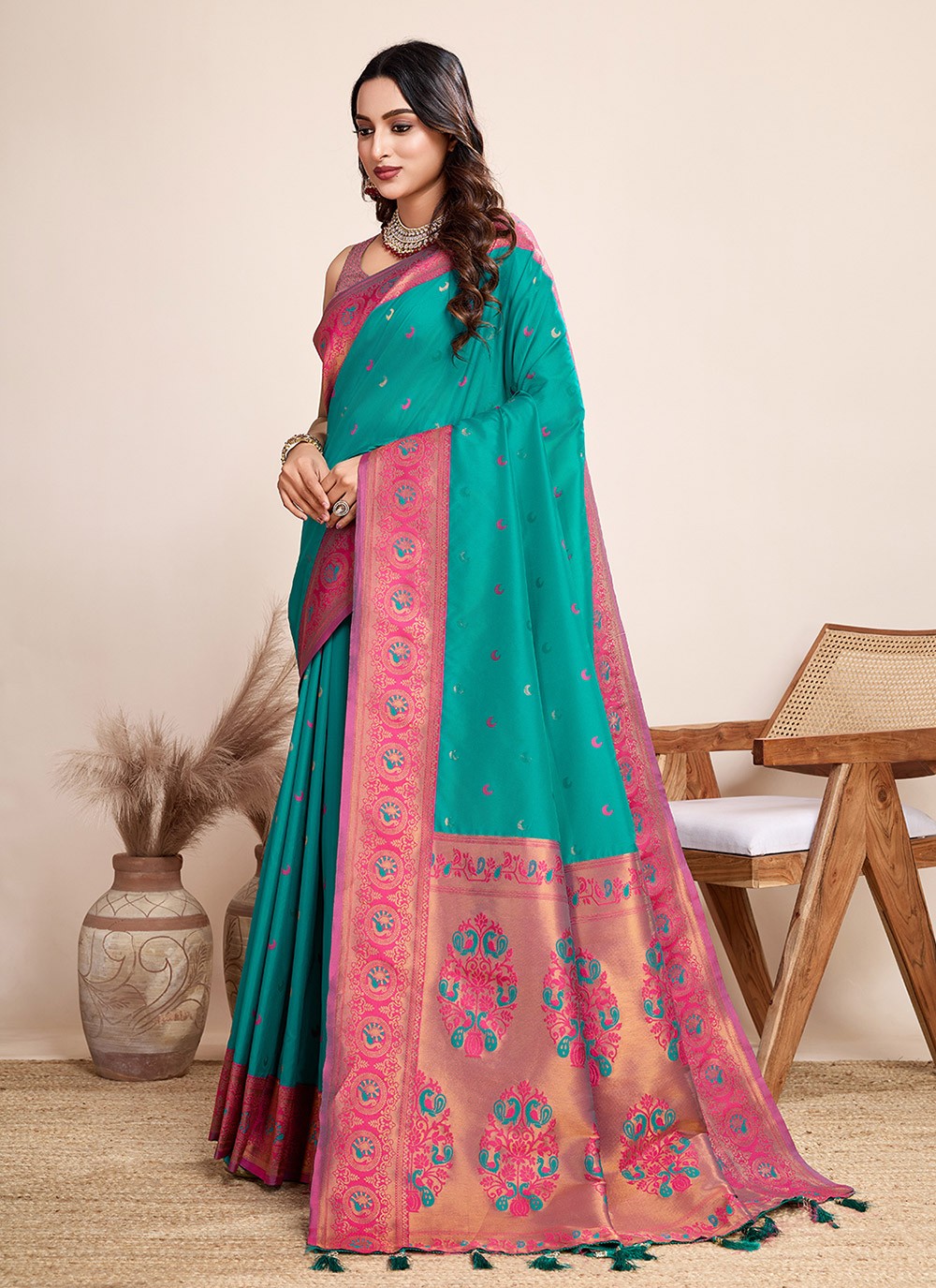 Woven Jacquard Silk Saree - S12314