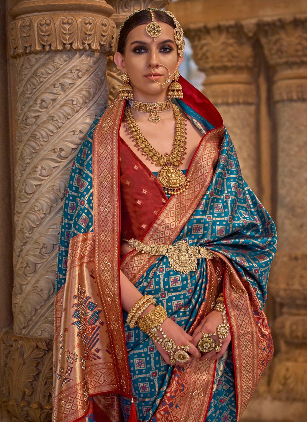 Saree Stones Jacquard Silk Saree - S3663
