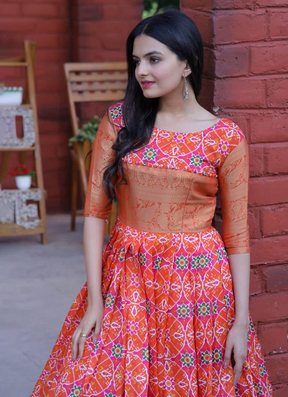Jacquard Silk Gown - G1124