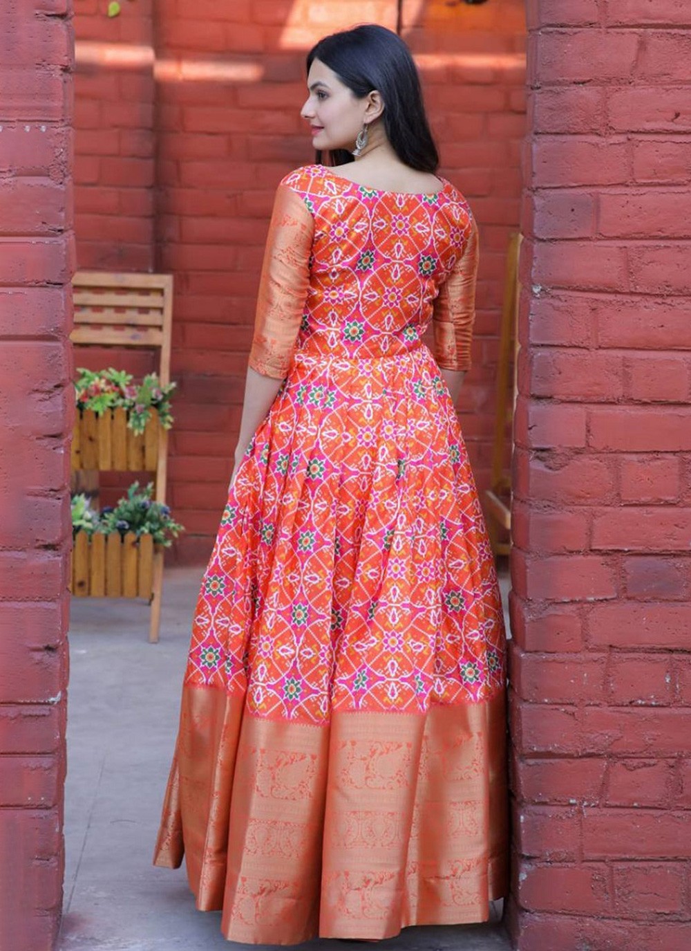 Jacquard Silk Gown - G1124
