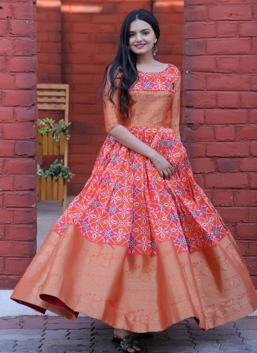 Jacquard Silk Gown - G1124