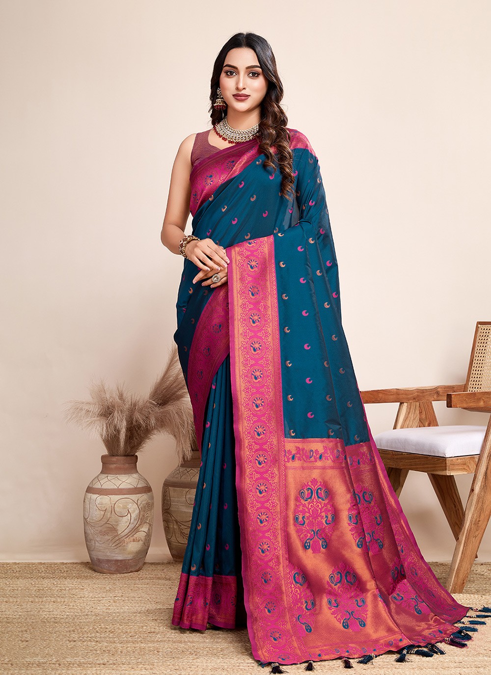 Woven Jacquard Silk Saree - S12314